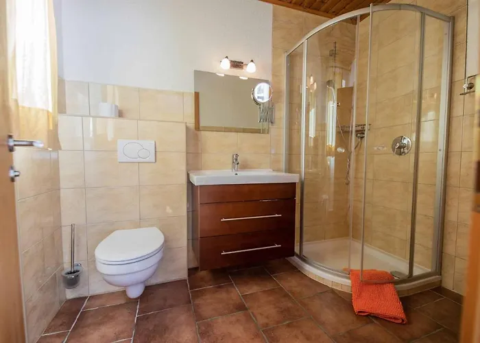 豪斯华纳酒店 施图拜河谷新施蒂夫特